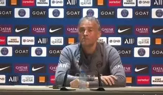 Luis Enrique bromea con Mbappé: "Era la primera rueda de prensa..."