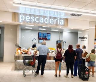 La pescadería es una de las secciones de producto fresco más importantes.