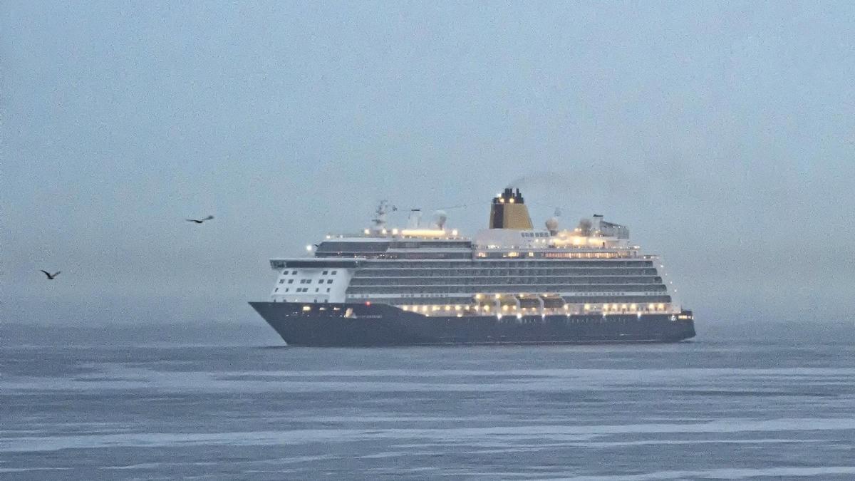 El crucero &quot;Spirit of Discovery&quot;, a su llegada.