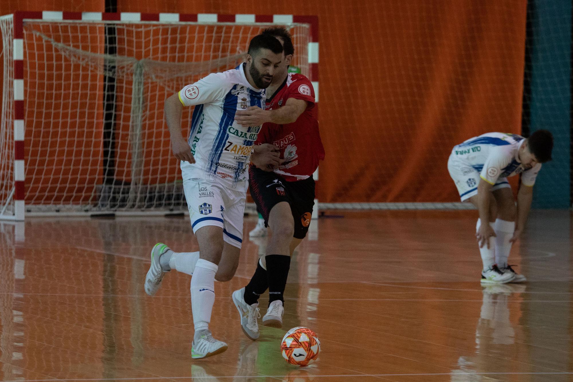 GALERIA | El Atlético Benavente cae en el Ángel Nieto ante el Sala 10 Zaragoza (1-6)