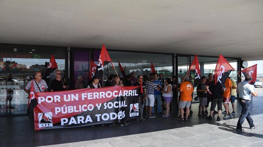 La huelga en Adif y Renfe termina sin incidencias