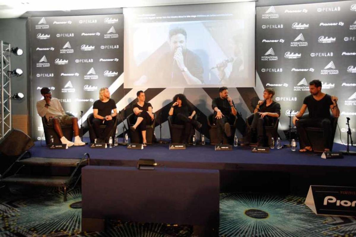 Yann Pissenem, fundador y CEO de Ushuaïa Ibiza, protagonizó ayer en el IMS una charla
