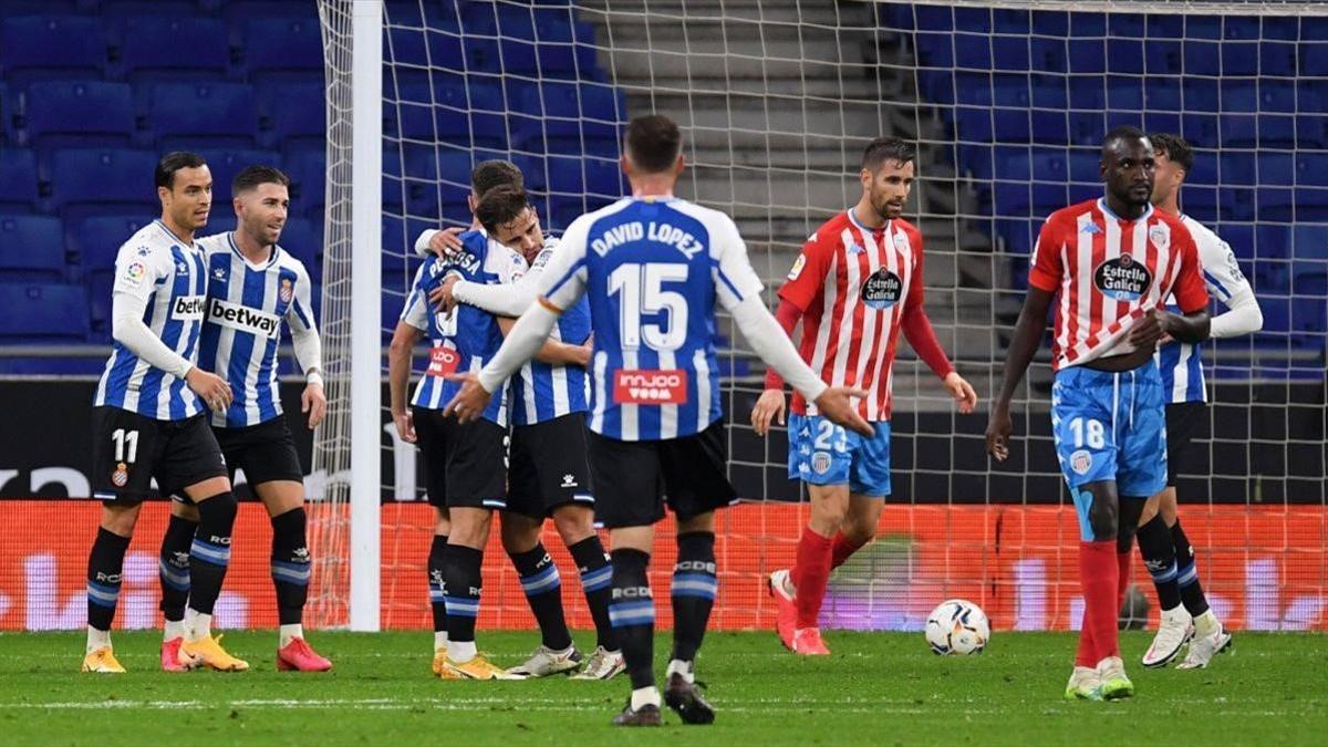 De Tomás, Embarba, Pedrosa y Melendo celebran el 1-0.