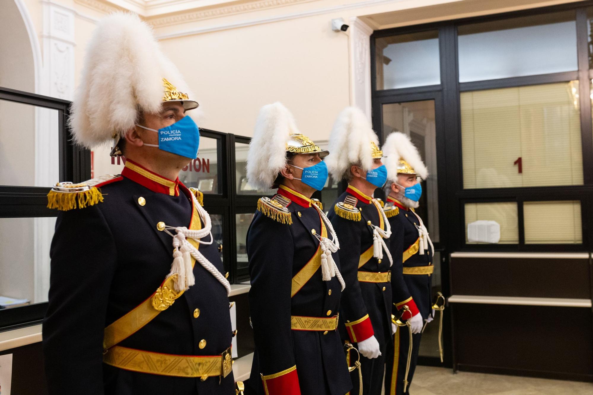 GALERÍA | Así fue la llegada anticovid de los Reyes Magos a Zamora, sin cabalgata y sin niños, pero con la misma ilusión