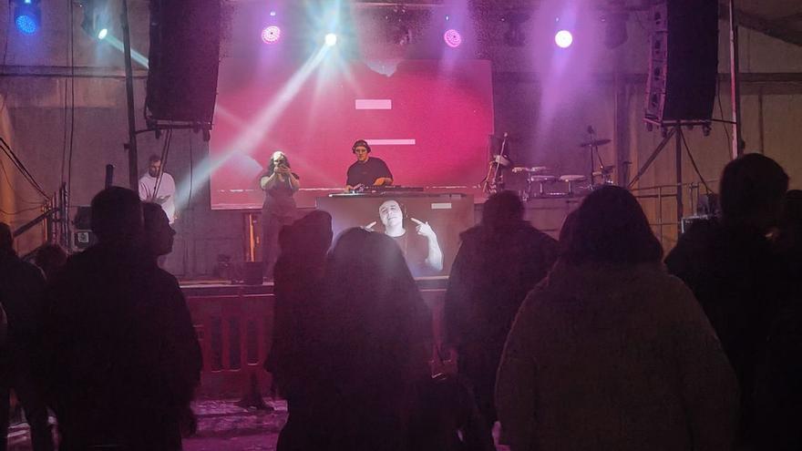 Dj Michi abrió la última 
velada de música. |  FdV