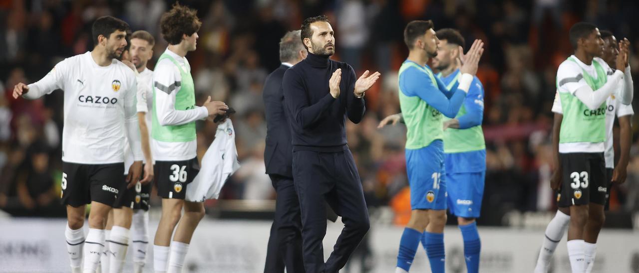 Valencia . Partido de Liga entre el Valencia cf Y EL Osasuna .