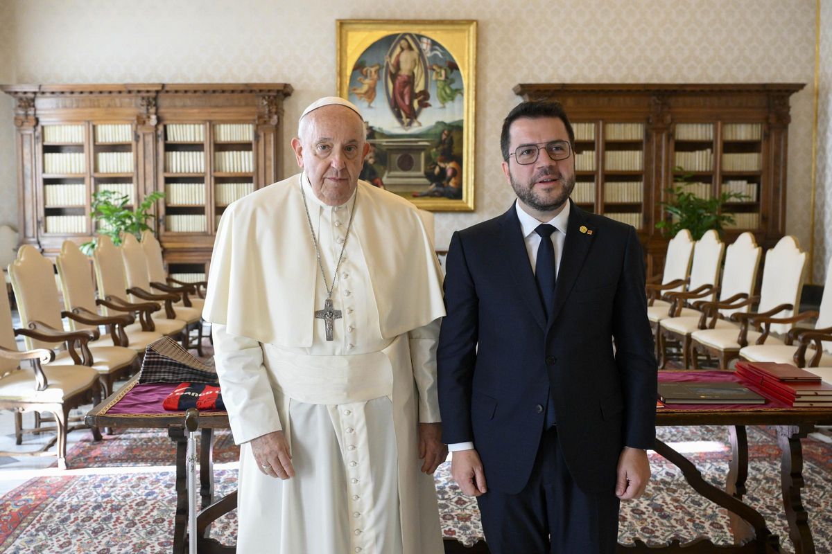 Pere Aragonès se reúne con el papa Francisco