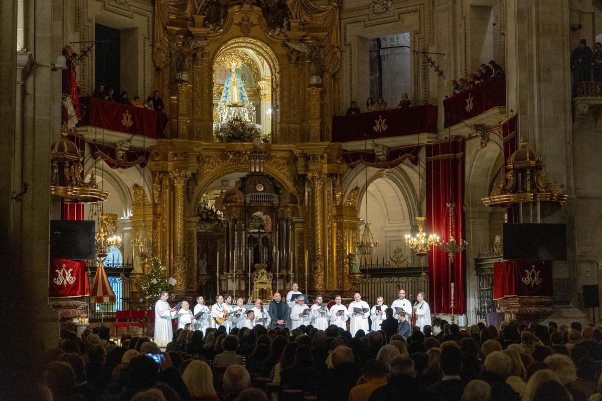 El concierto de Navidad del Misteri, en imágenes