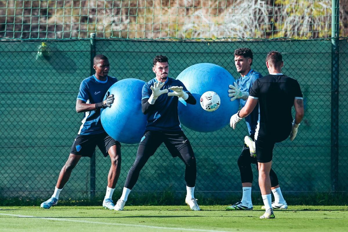 Owen Bosch, Alejandro Iturbe y Matías Dituro, durante un entrenamiento de la pasada pretemporada.