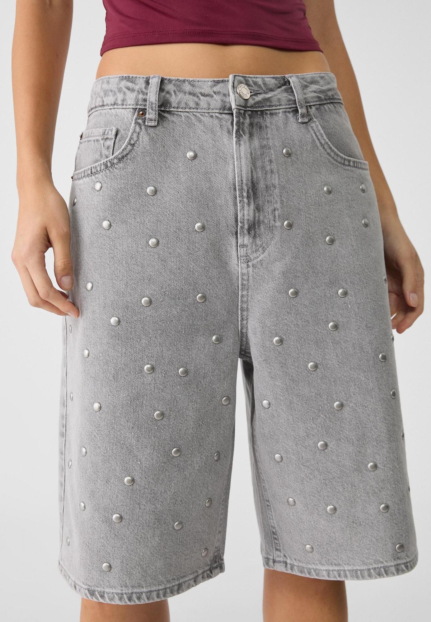 Bermuda tachuelas de Stradivarius