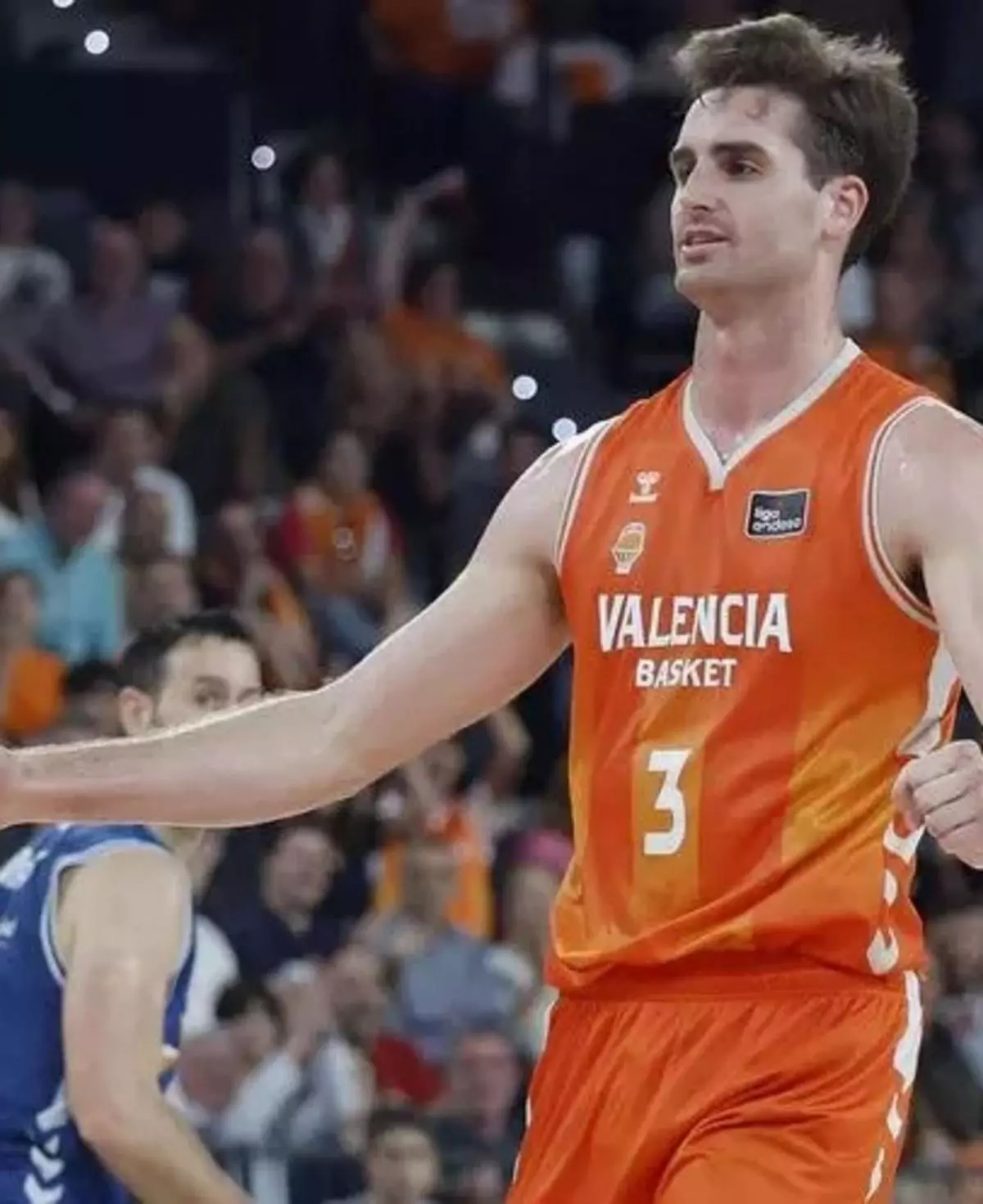 Los ‘taronja’ defienden el liderato en casa del colista