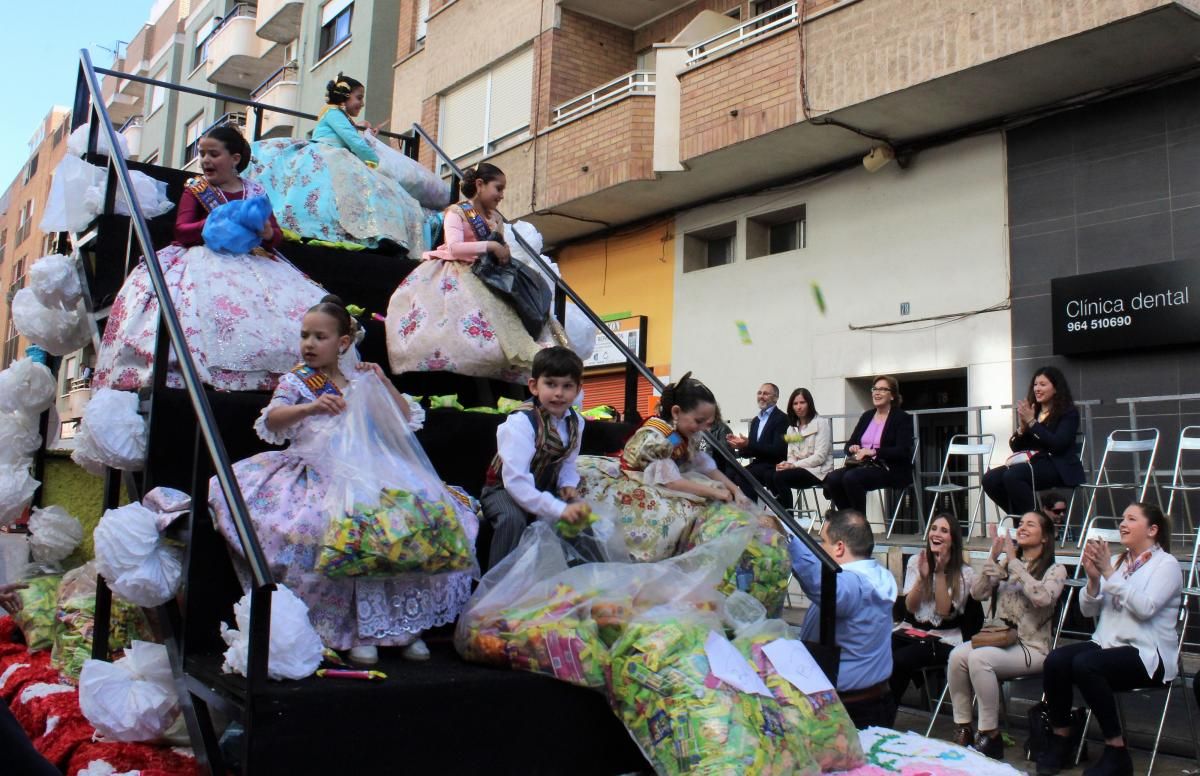 Cabalgata del Ninot Infantil en Burriana