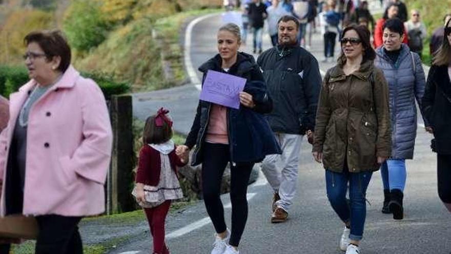 Algunos de los participantes en la marcha. // G. Santos