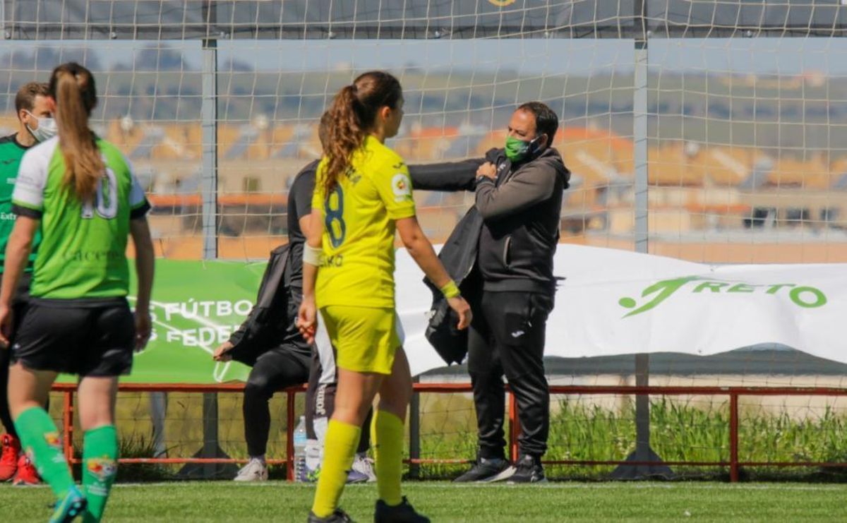 El Femenino Cáceres, noqueado
