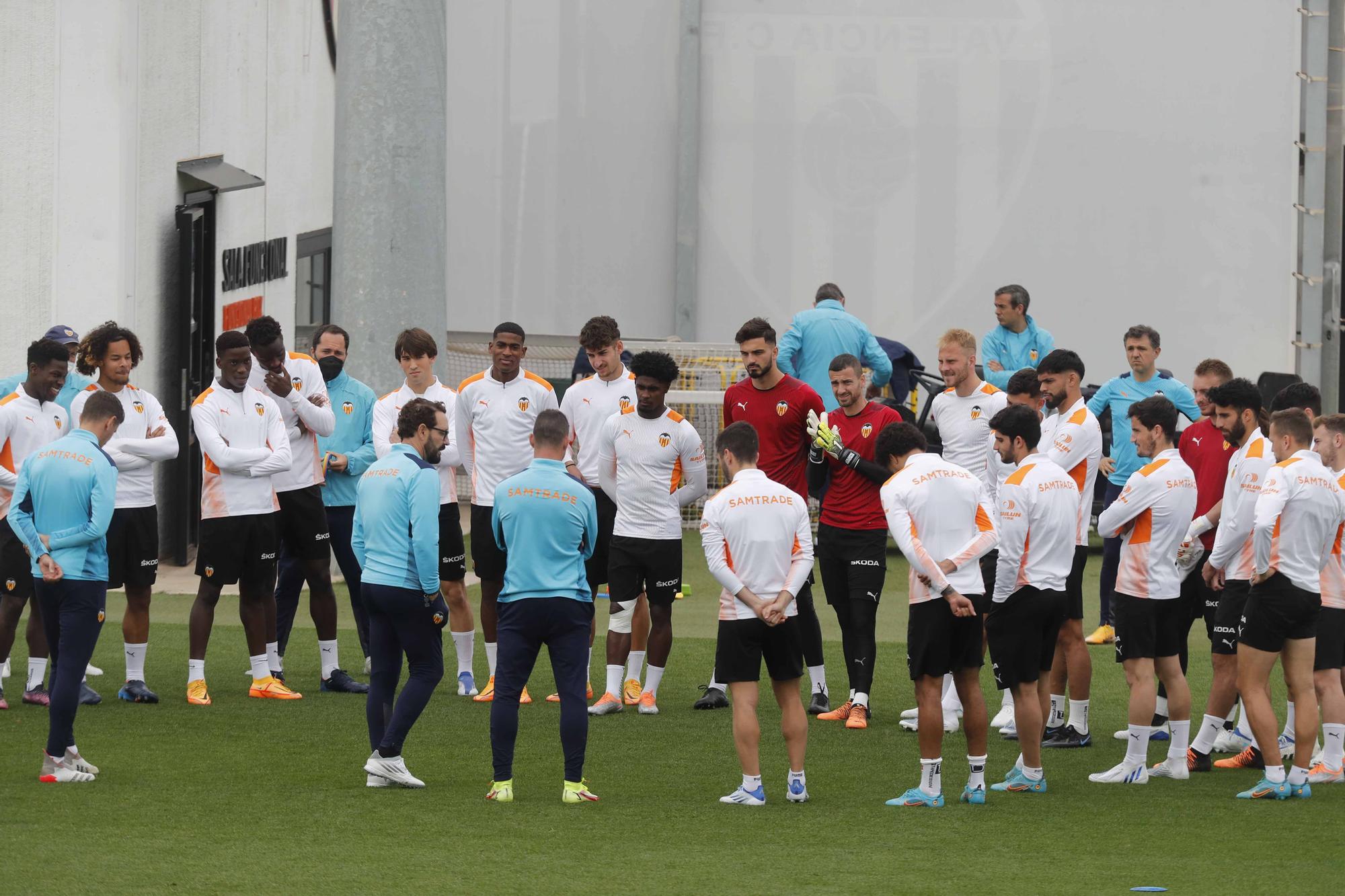 Entrenamiento del Valencia CF previo al partido frente a Osasuna