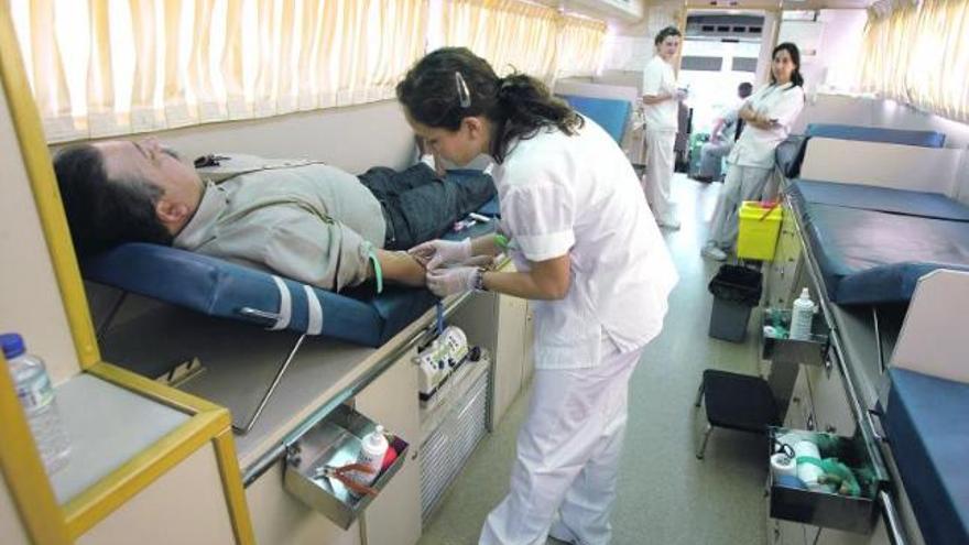 Gestos que salvan vidas: Castrillón acoge una nueva campaña de donación de sangre