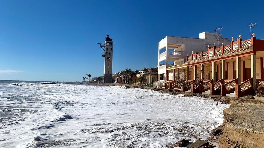 Estragos del último temporal de mar en Nules