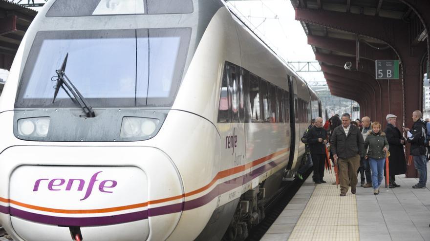 Renfe modifica el horario del primer tren Avant de la mañana entre Córdoba y Málaga