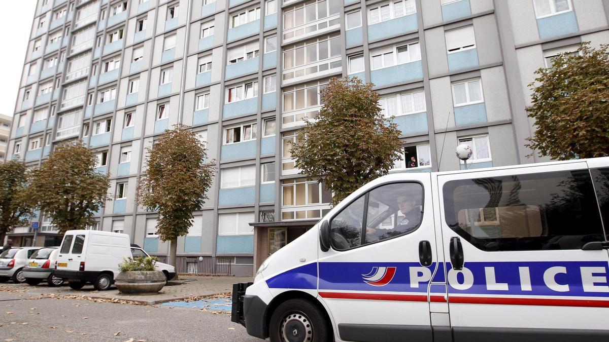 Policía en Francia.