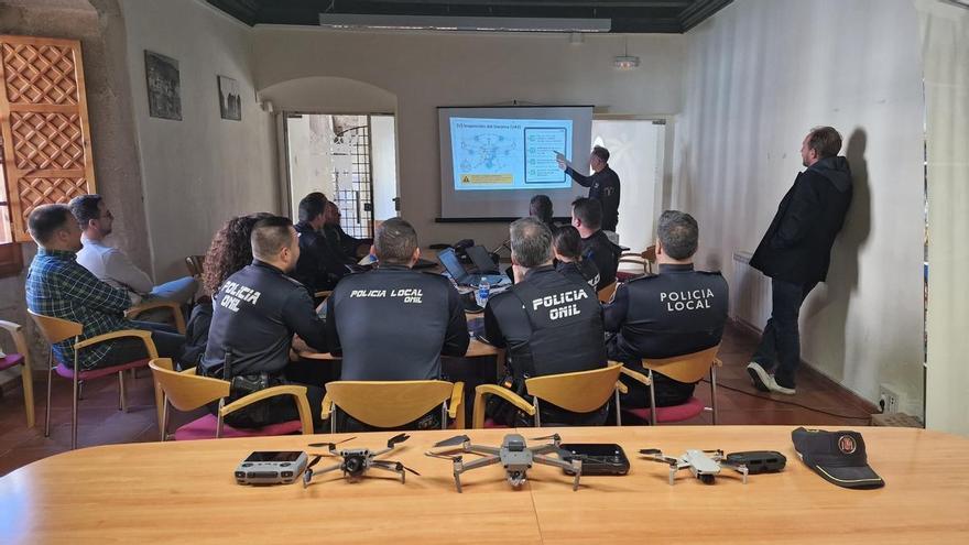 Así refuerza desde el aire Onil su Policía Local