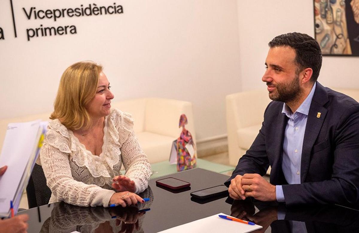 El alcalde de Sagunt con la vicepresidenta.