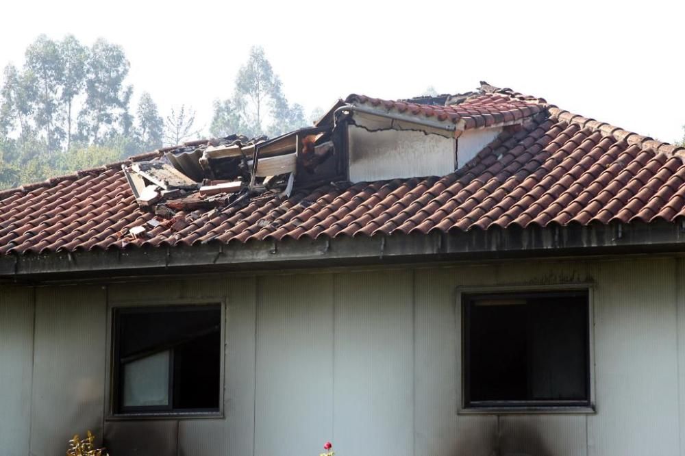 Así ha quedado la casa que ardió el jueves en Berres