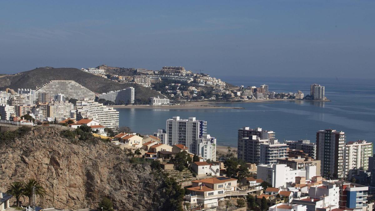 Varios edificios en altura en Cullera, en una imagen de archivo.