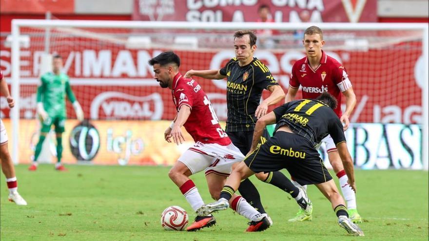 Las mejores imágenes del empate a cero entre el Real Murcia y el Real Zaragoza