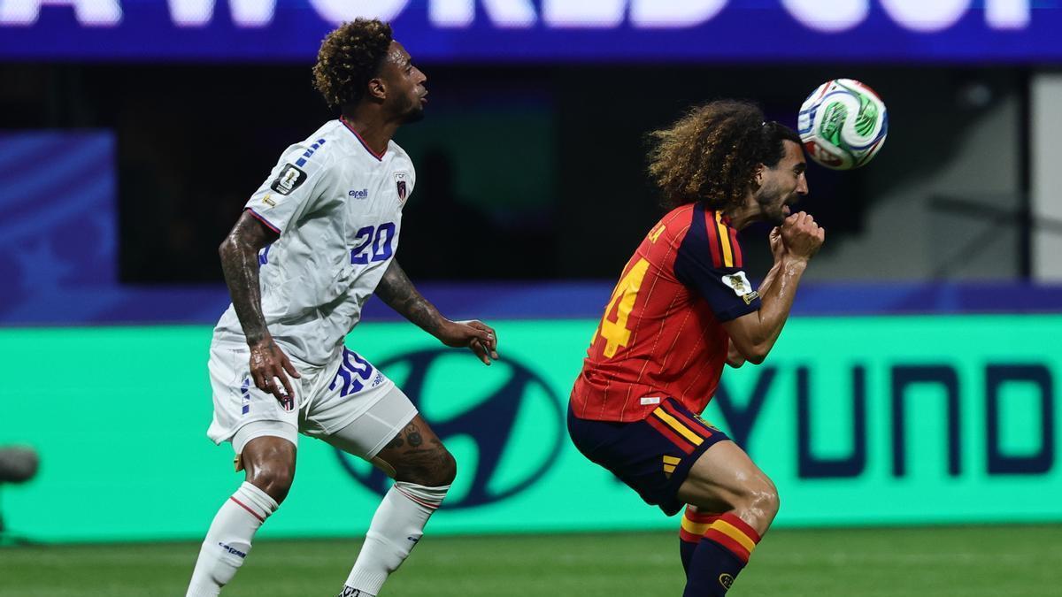MARC CUCURELLA | Cucurella concentró todas las miradas: puñal por la banda, tímidos silbidos y algún insulto
