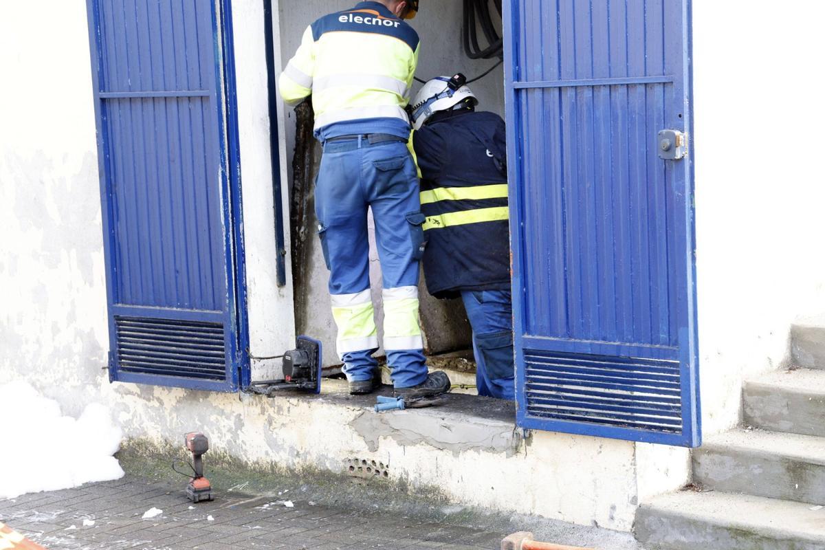 La explosión de un transformador en Vista Alegre deja a cientos de vecinos sin luz: "Hemos vivido momentos de pánico"