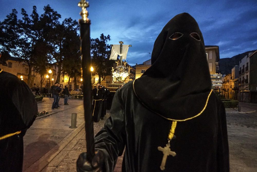 Emoción y fe con el Caballero Cubierto en Orihuela