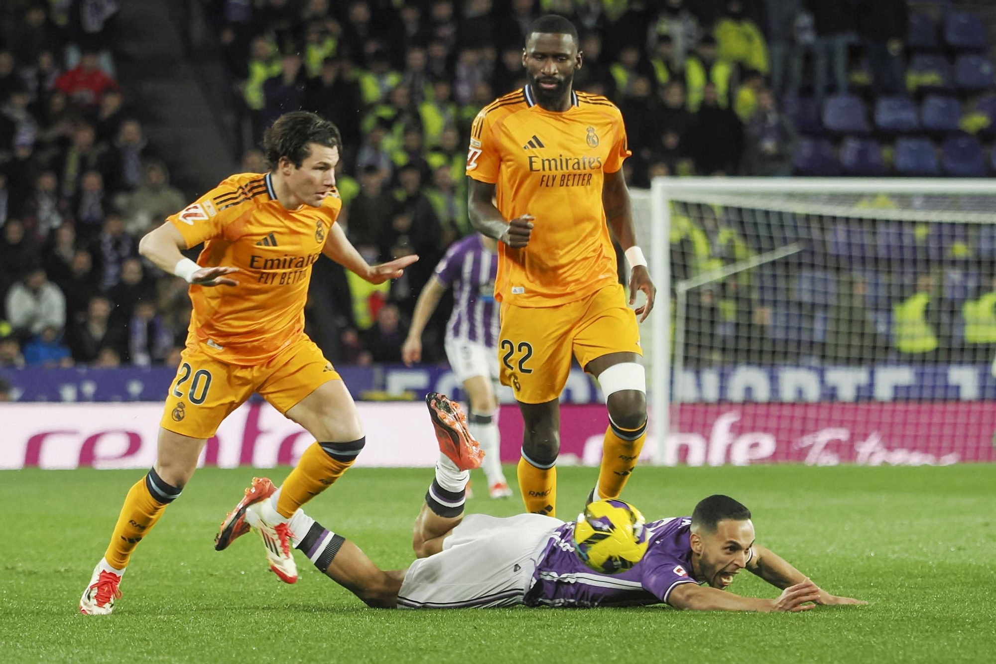 0-1. Mbappé da ventaja al Real Madrid al descanso