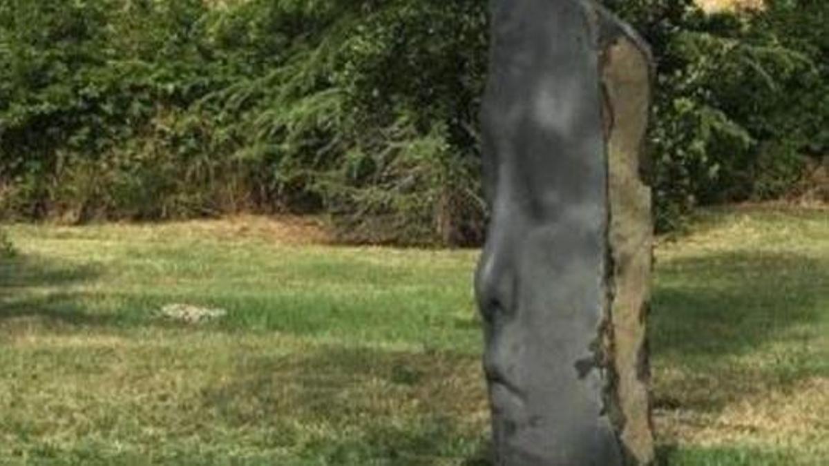 "Paula", de Jaume Plensa, als jardins de la Finca Bell-Lloc