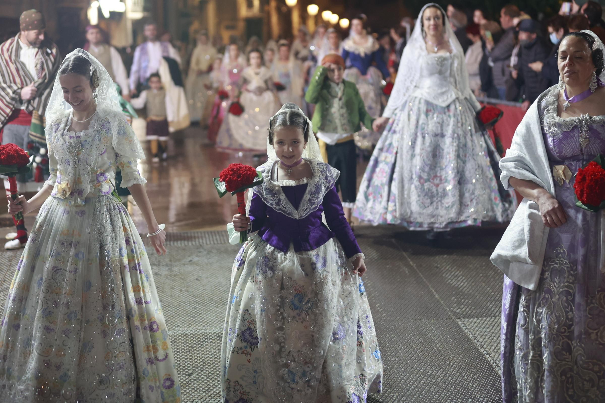 Búscate en la Ofrenda por la calle Quart (entre 22.00 y 23.00 horas)