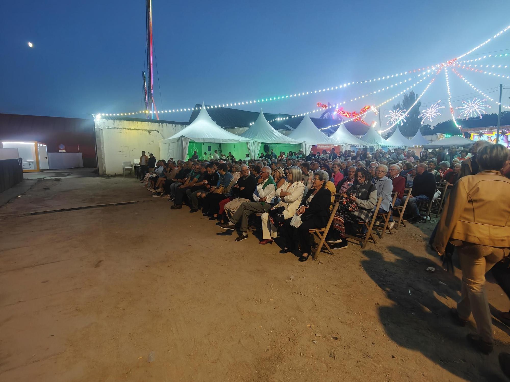 Astarot reúne a 4.000 personas en Cangas y Noname Djs abarrotan laa explanada de Ojea