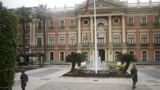 CC OO y UGT critican la política de personal del Ayuntamiento de Murcia