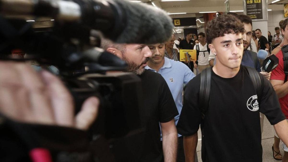 Jan Virgili, a su llegada al aeropuerto.