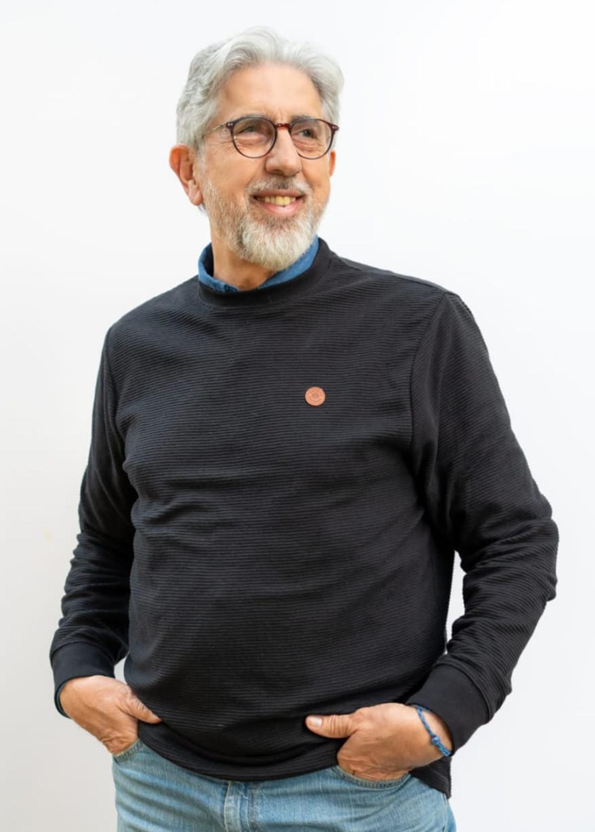 Paco J. Corpas, vicepresidente de la Asociación Miguel Romero Esteo, Paco Corpas, dirige el montaje 'El decliv'e, de Miguel Romero Esteo, que se representa los días 15, 16. 17, 22, 23 y 24 de abril de 2027