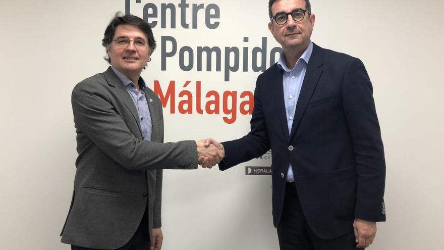 El responsable municipal del Pompidou José María Luna y el decano del Colegio de Arquitectos de Málaga, Francisco Sarabia