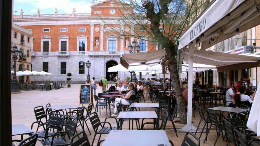 Tarragona ampliarà la campanya per impulsar el català als comerços a 200 establiments de Ponent aquesta tardor