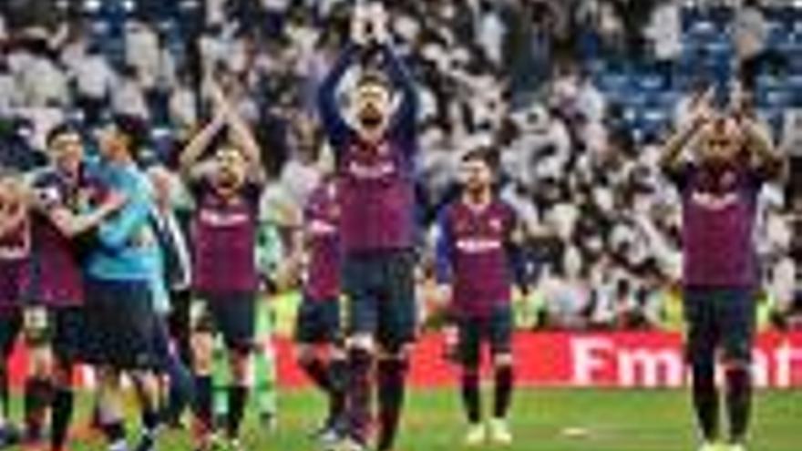 El Barça silencia el Bernabéu per passar a la final de la Copa