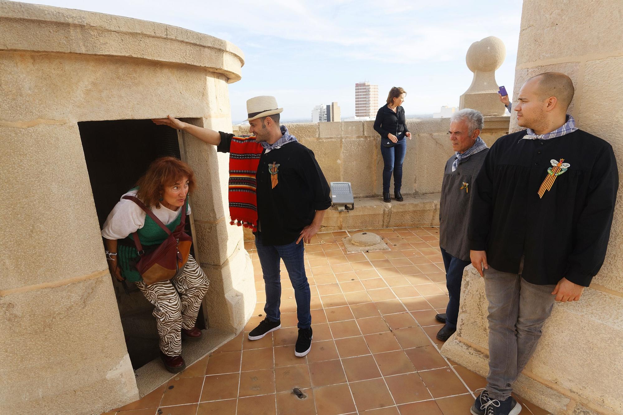 Castelló redescubre la historia del Fadrí con la Pujà de la colla El Pixaví