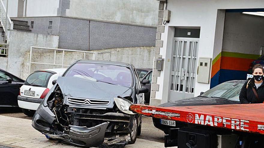 El estado en el que quedó el coche accidentado.