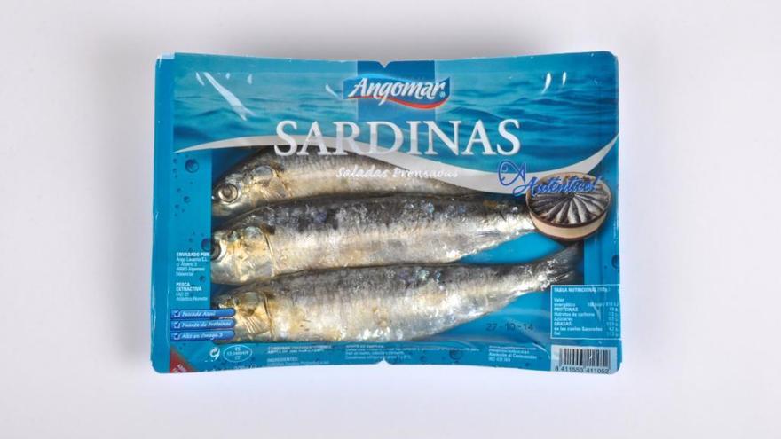 Alertan de la presencia de sulfitos en latas de sardinas de la marca Angomar