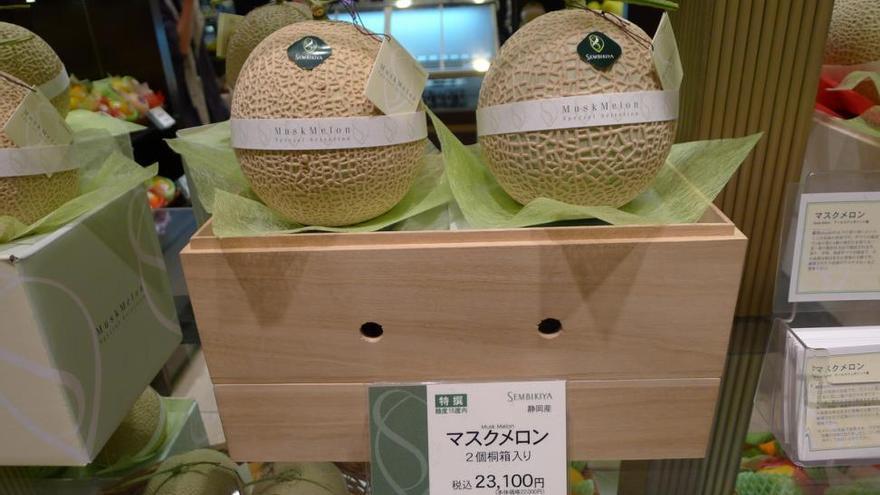 Una fresa a 400 euros y melones a 200: el lujo alimentario en Japón