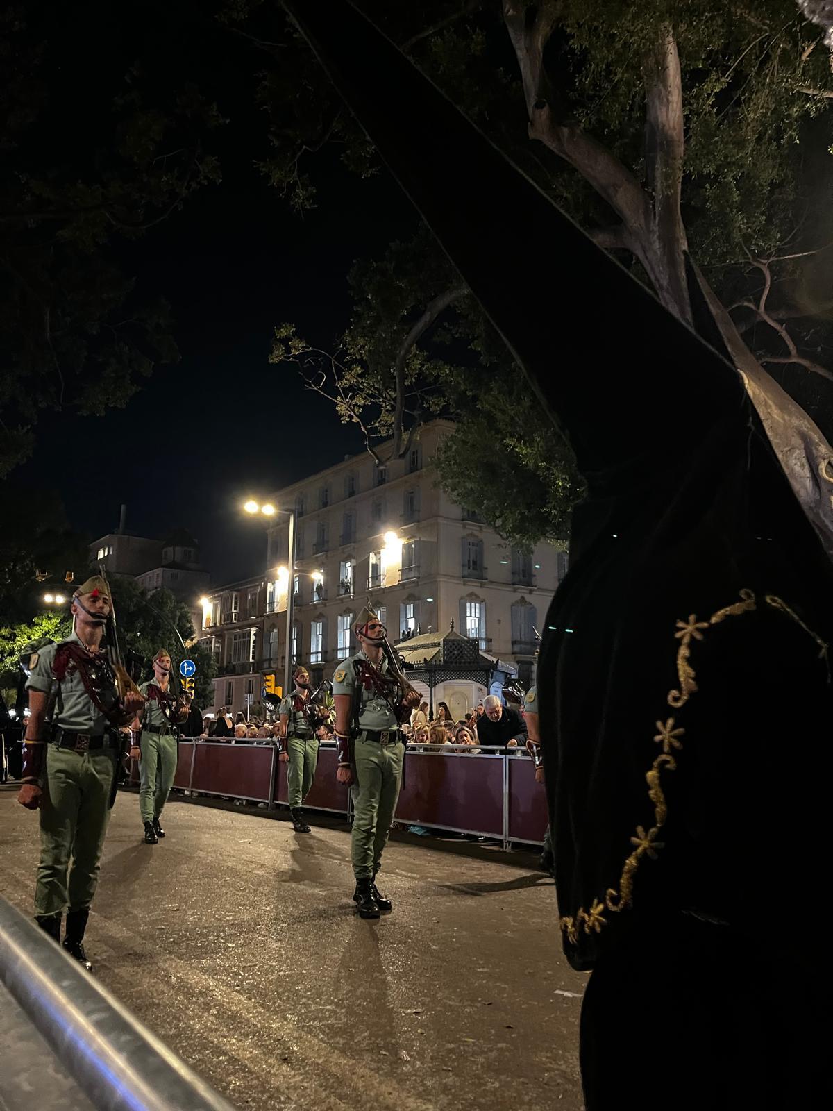La Legión entra en la Alameda
