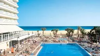 RIU asegura que la orden de Transición Ecológica de demoler el Oliva Beach es "arbitraria y sin fundamento"