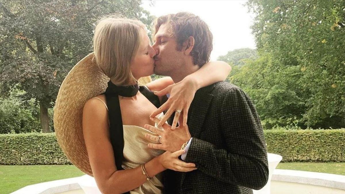 Toni Garrn y Alex Pettyfer ya son marido y mujer