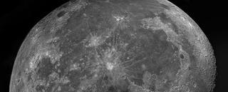 Un cohete de cuatro toneladas se estrella contra la Luna y abre un cráter de más de 10 metros