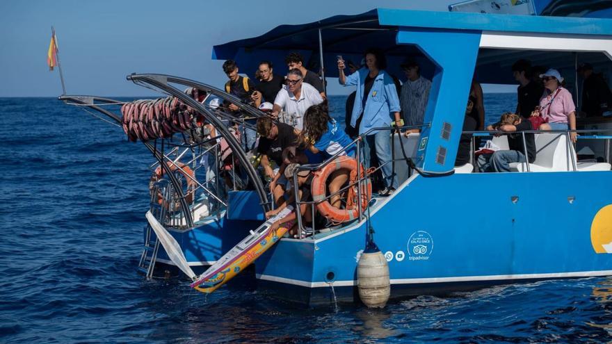 Lanzamiento del bote educativo ‘Mar a Delta’ desde Tazacorte. | | LP/DLP